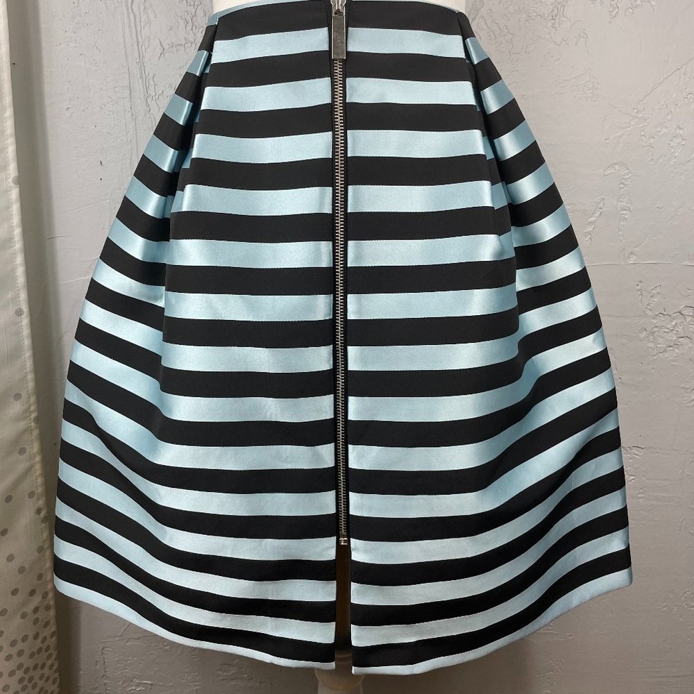 TOPSHOP front zipper skirt Size 2